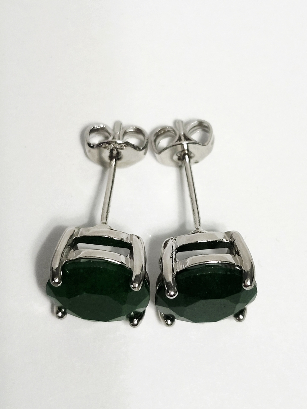 4.00ct Emerald Solitaire Sterling Silver Stud Earrings NEW - Picture 12 of 13